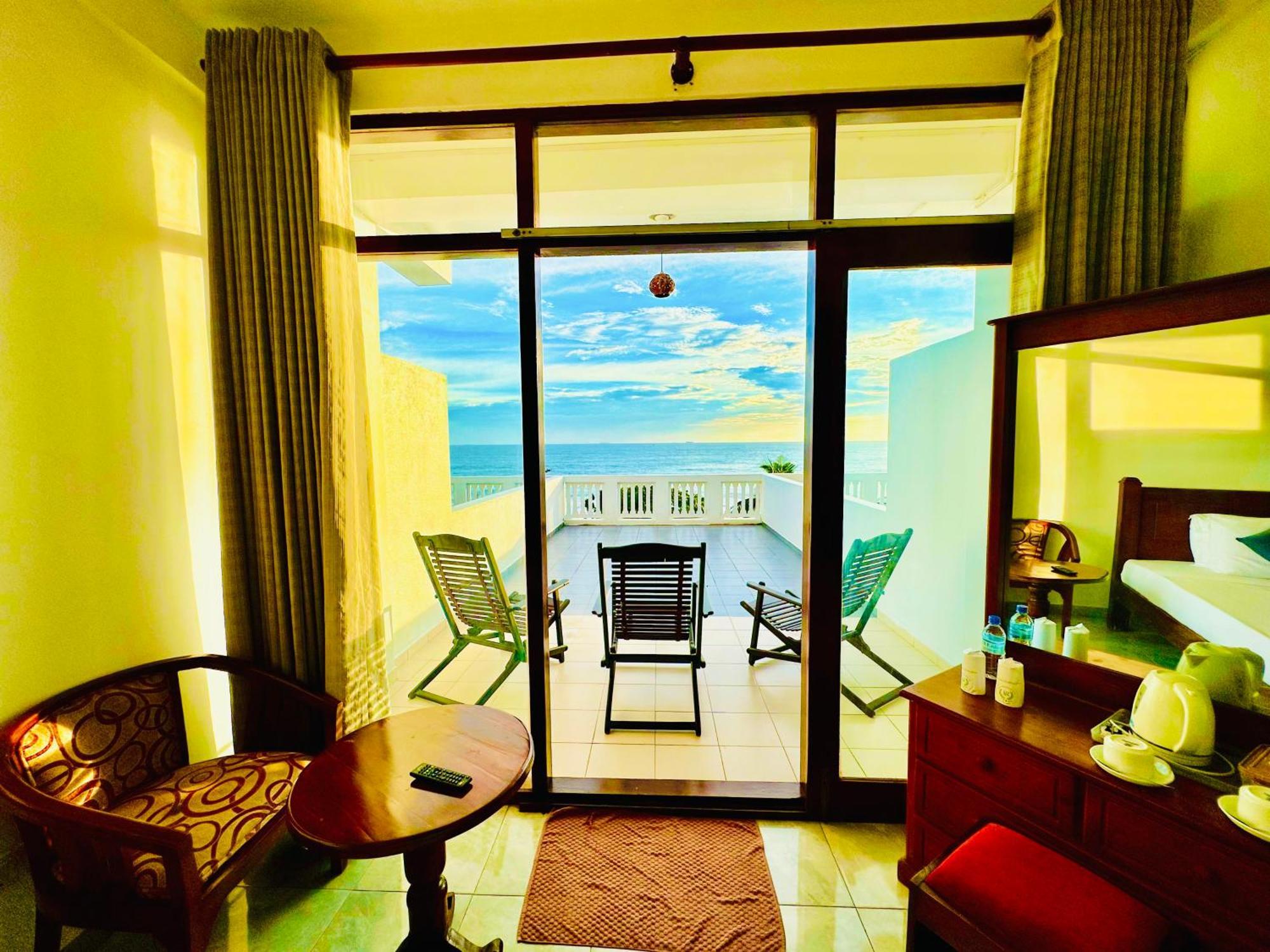 Adana Beach Resort Mirissa Exteriér fotografie